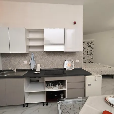 Cory's House Apartment Alezio